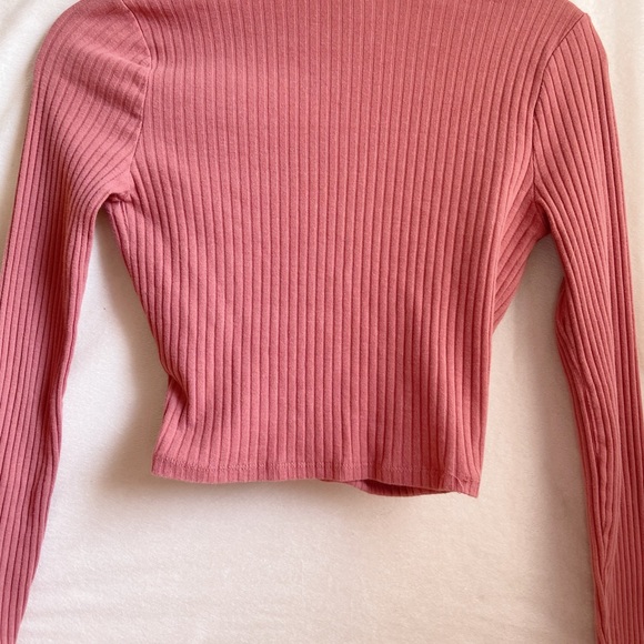 top - Picture 2 of 3